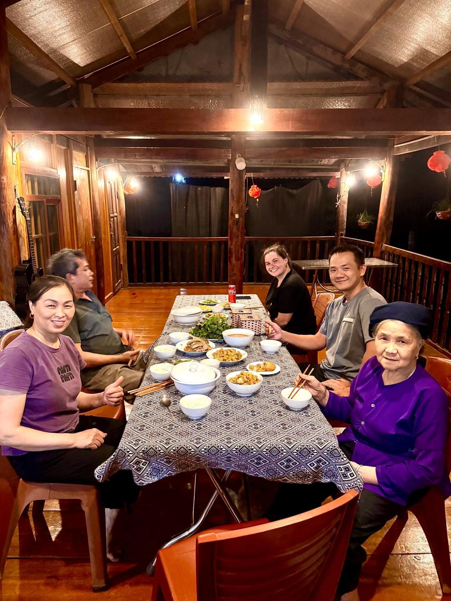 Ba Be Lake-Huyen Hao Homestay المظهر الخارجي الصورة